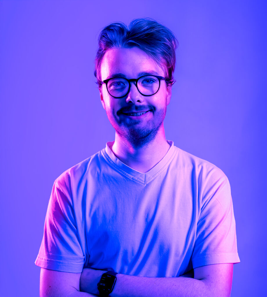 Fynn, Entwicklung